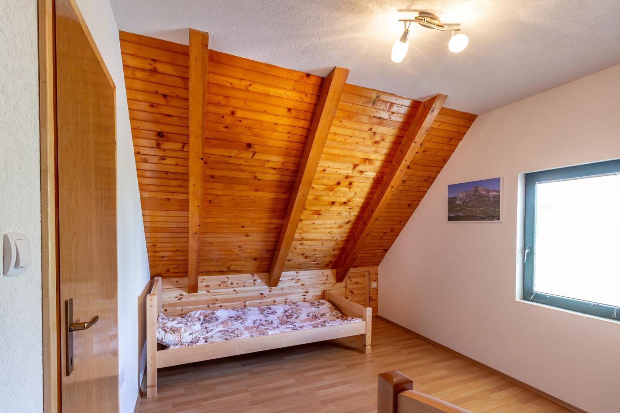 Guesthouse Wolf Zabljak  Exterior photo