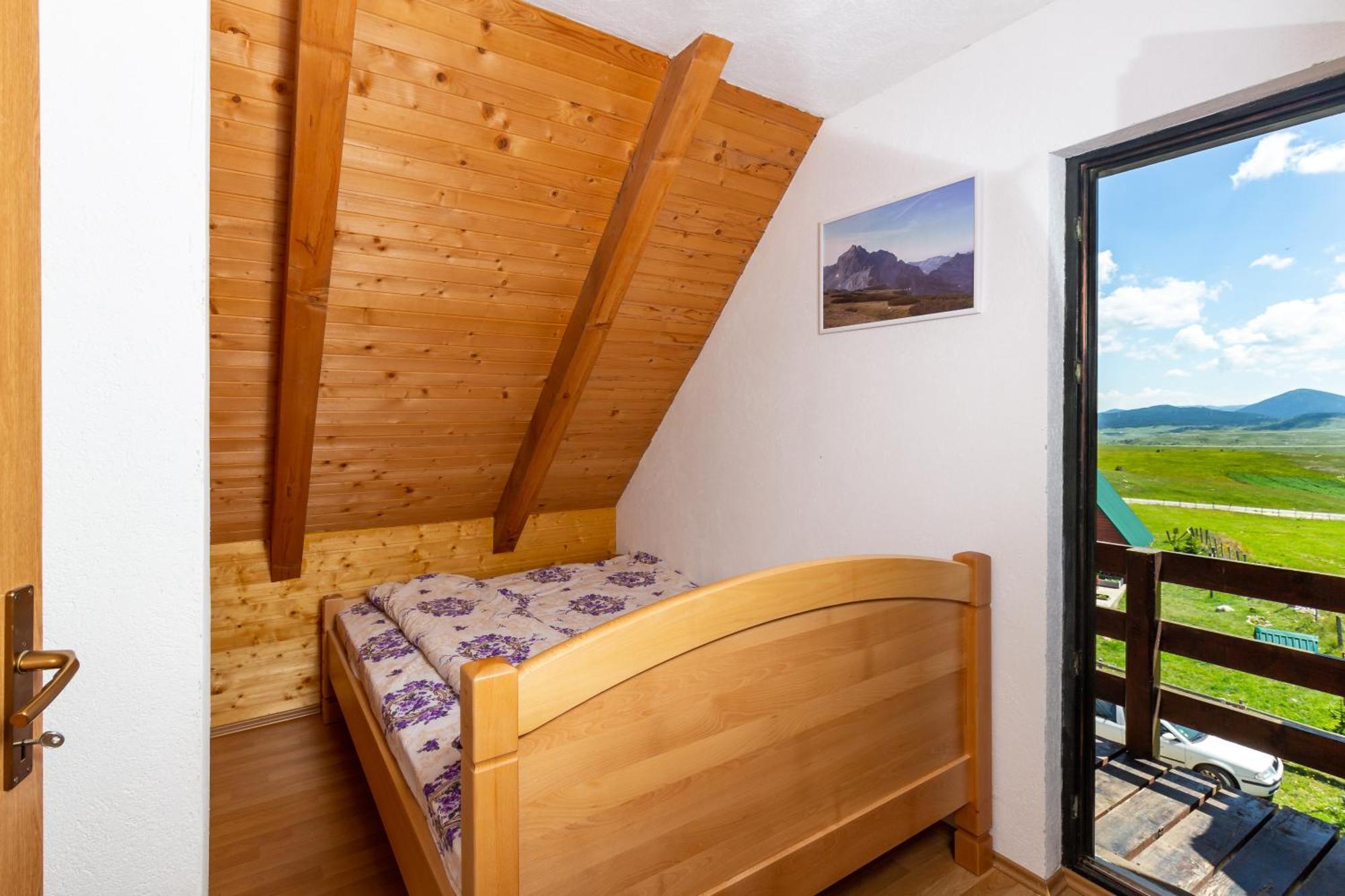 Guesthouse Wolf Zabljak  Exterior photo