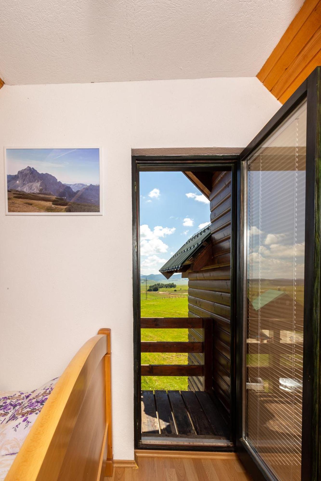 Guesthouse Wolf Zabljak  Exterior photo